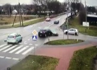 Wymuszenie pierwszeństwa na Pułtuskiej. Policja