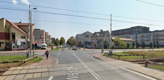 Zmiany w organizacji ruchu w Wyszkowe. Lewoskręty i TIR poza centrum zamina ruchu w Wyszkowie pd 1 września Nie skręcimy w Okrzei i Zakolejową TIRY poza maistem
