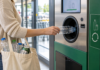 System kaucyjny kończy rok. Wady, zalety i mapa butelkomatów w Wyszkowie Wyszków System kaucyjny – zwrot butelek do butelkomatu