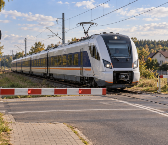 Wyszków–Warszawa bezpośrednio: kiedy ruszą nowe pociągi? pociąg Wyszków Warszawa Komunikacja
